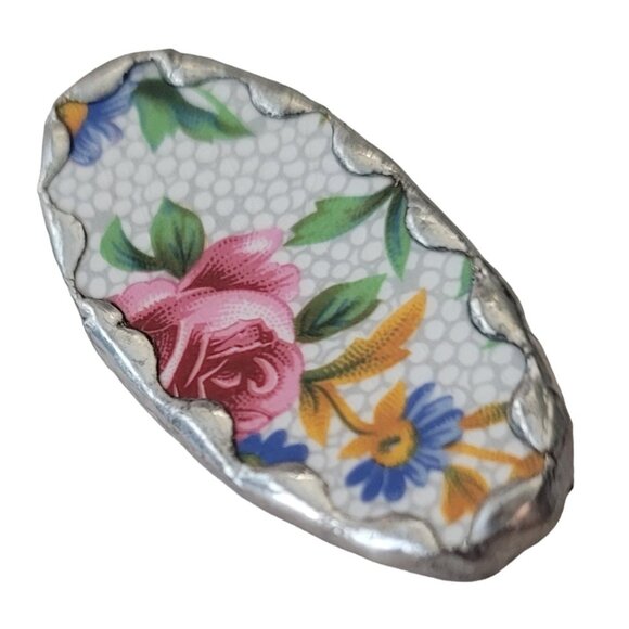 Rose Leaves Pottery Shard Oval Brooch Pin E651 - Picture 2 of 8